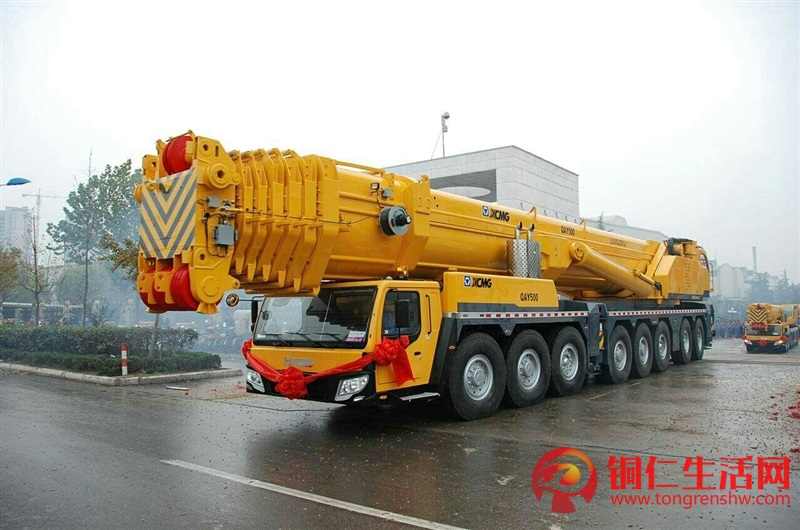 銅仁市吊車出租，銅仁市大件吊裝，銅仁市隨車吊出租。