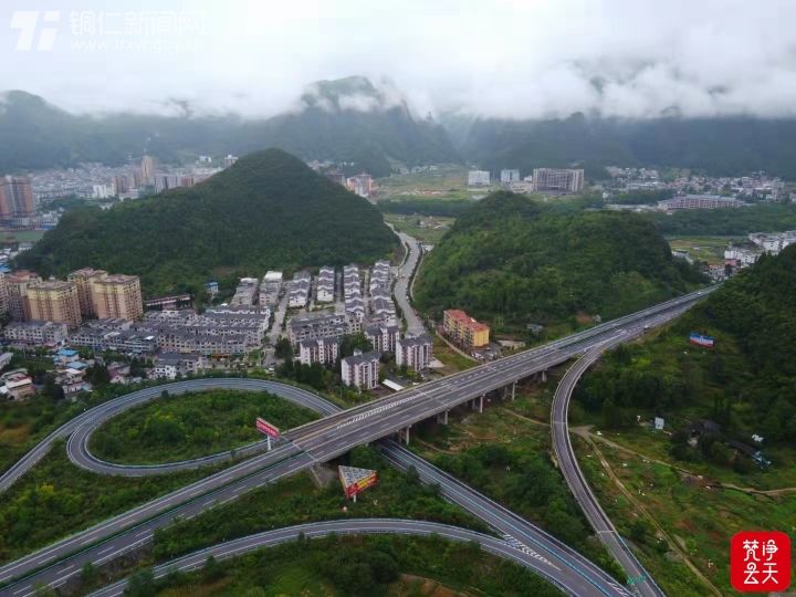 從星稀到棋布，銅仁的“城”在變